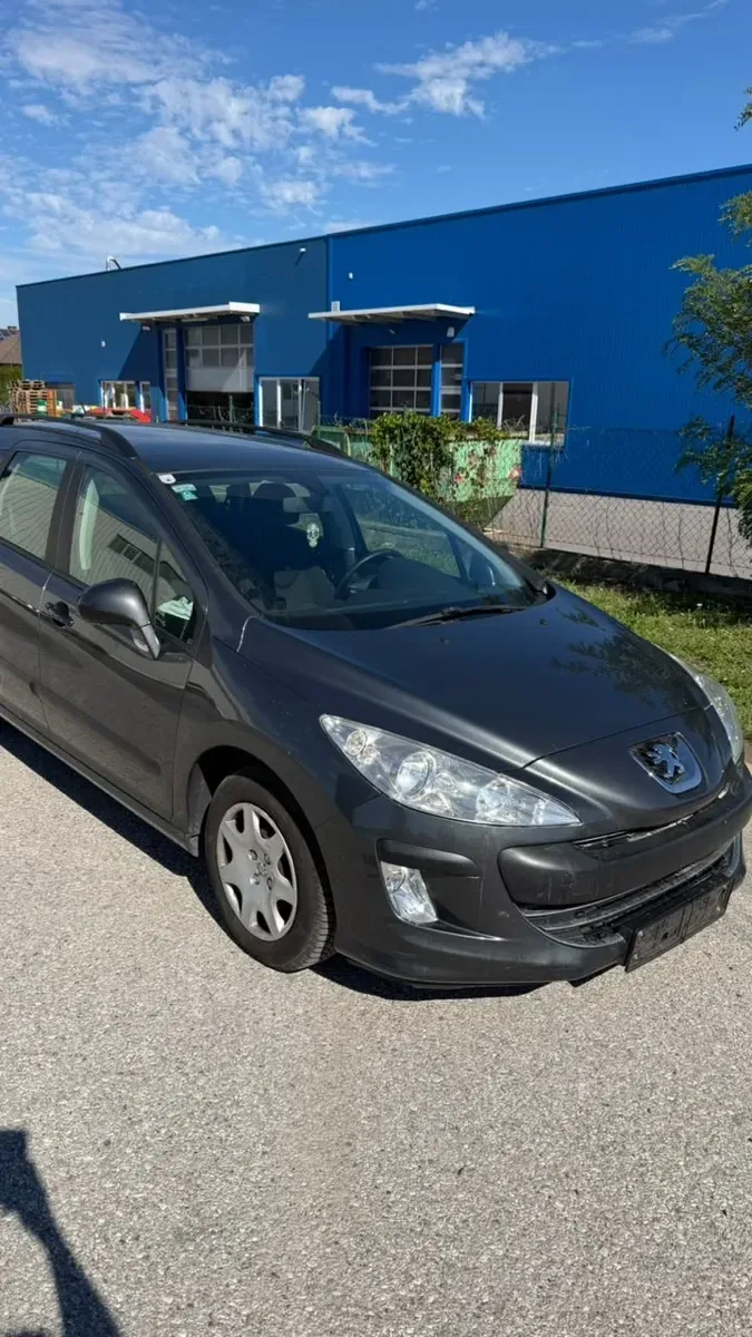 Peugeot 308 2009 photo 2