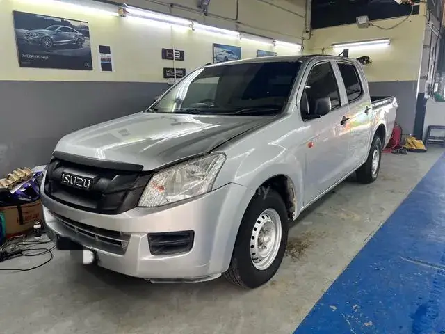Isuzu D-Max