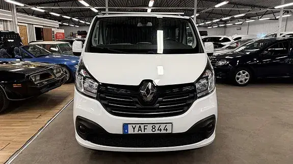 Renault Trafic 2017 photo 2