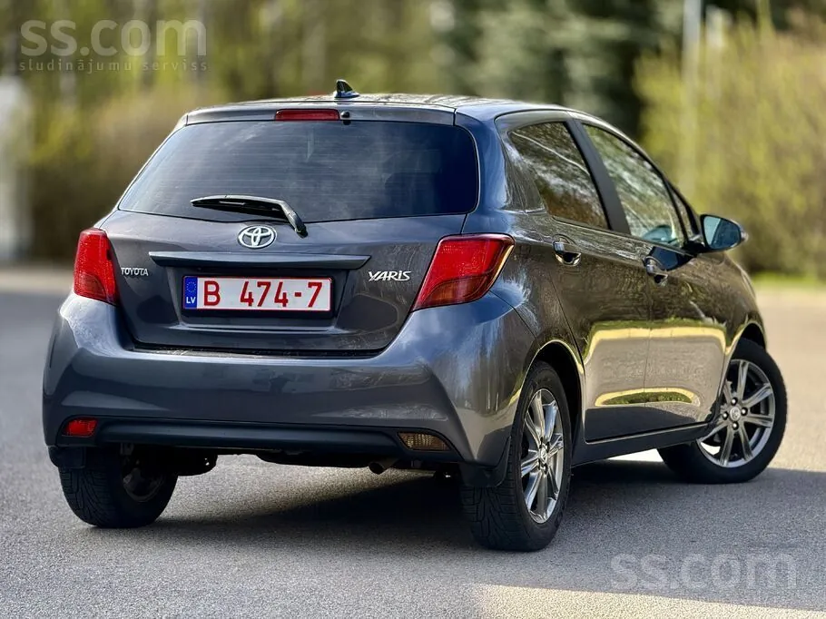 Toyota Yaris 2017 photo 5