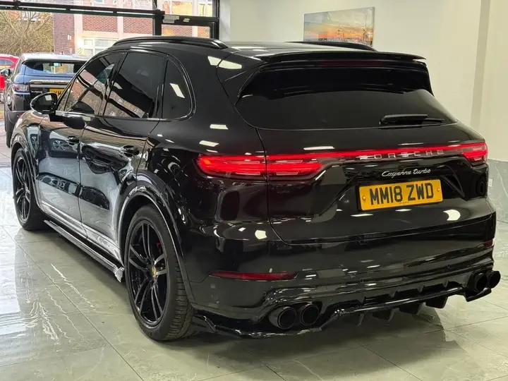 Porsche Cayenne 2018 photo 2