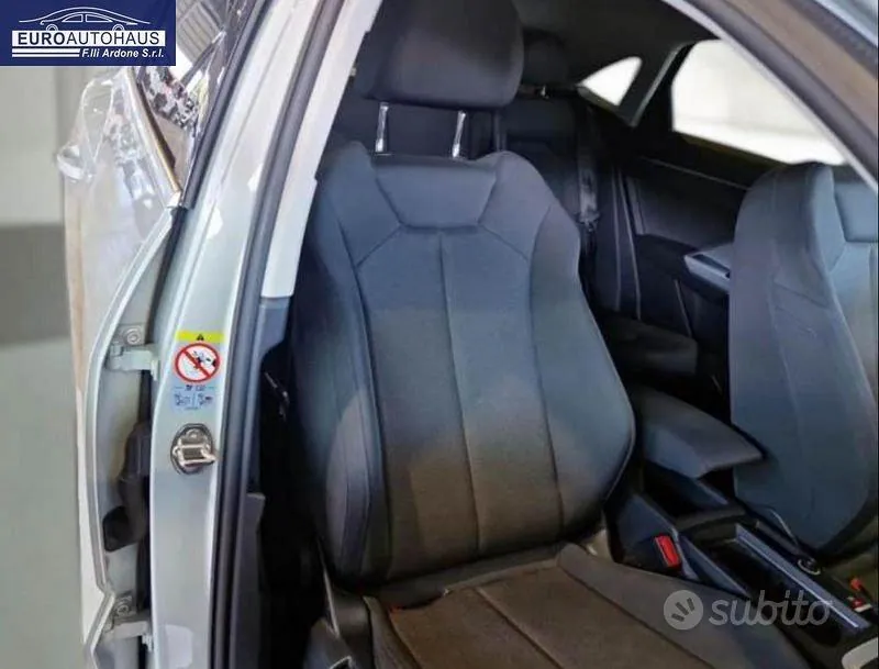 Audi Q3 2022 photo 4