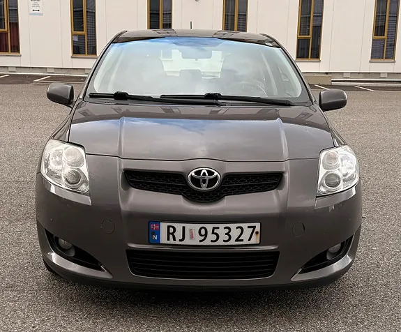 Toyota Auris 2008 photo 4