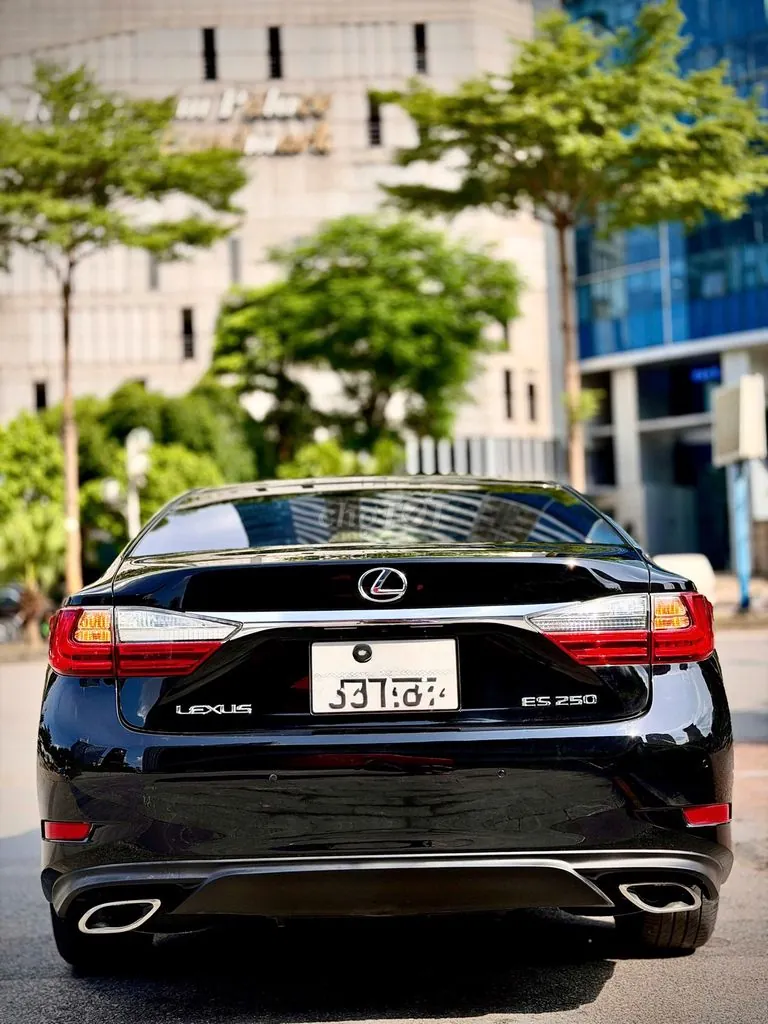 Lexus Es 2016 photo 2