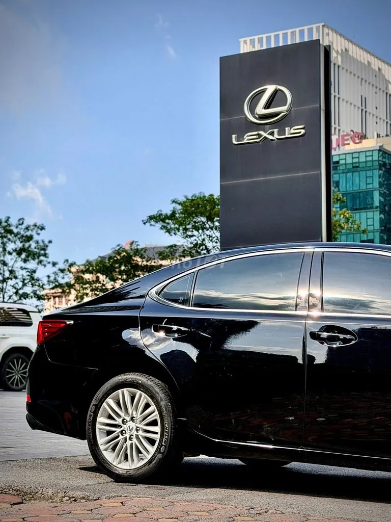 Lexus Es 2016 photo 4