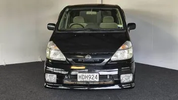Nissan Serena 2004 photo 3