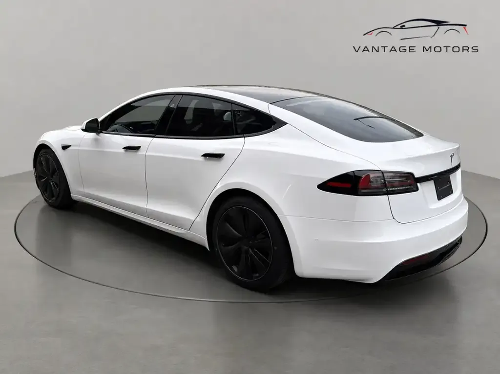 Tesla Model S 2022 photo 3