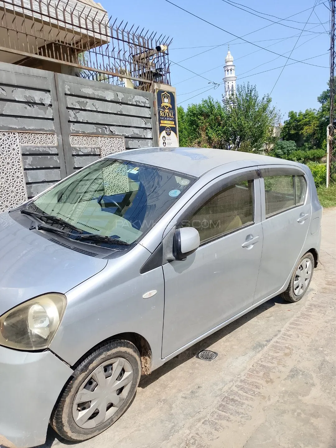 Daihatsu Mira