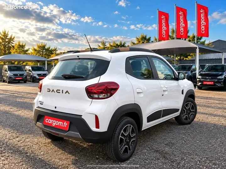 Dacia Spring 2023 photo 2