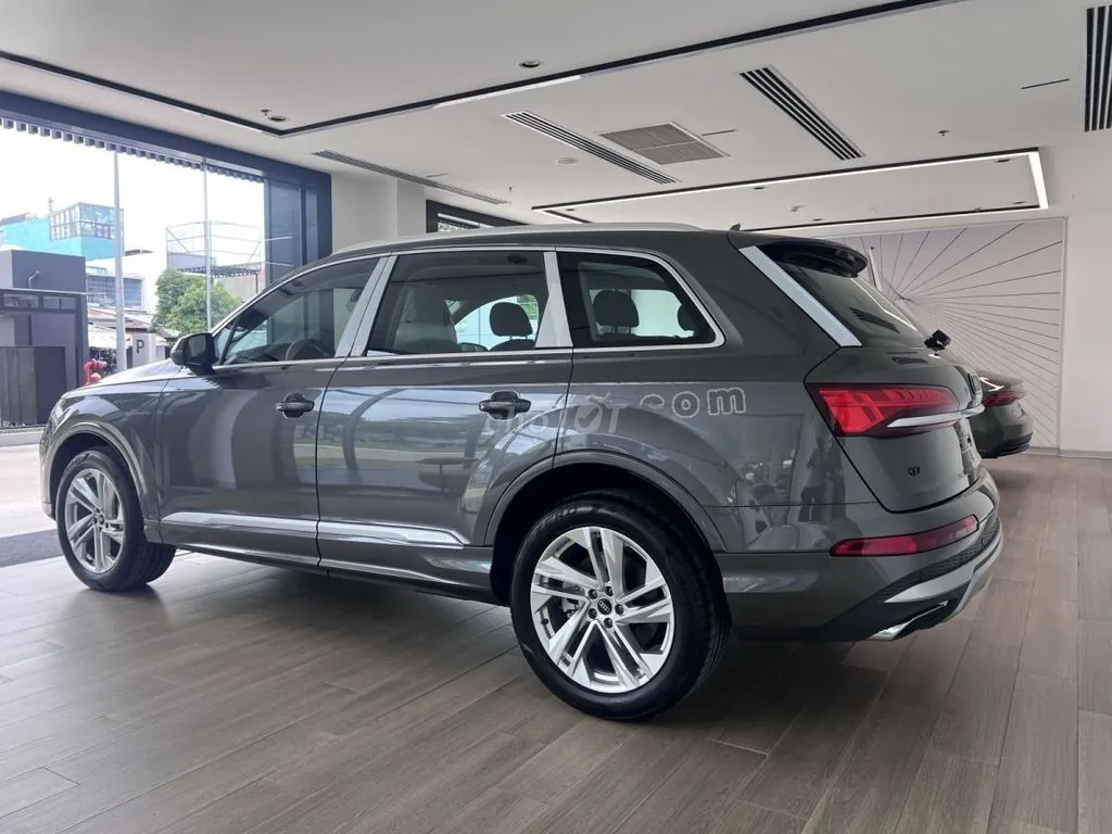 Audi Q7 2026 photo 4