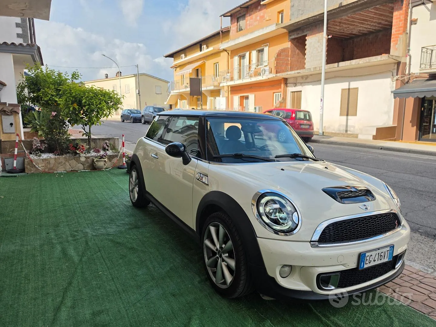 Mini Clubman 2011 photo 2