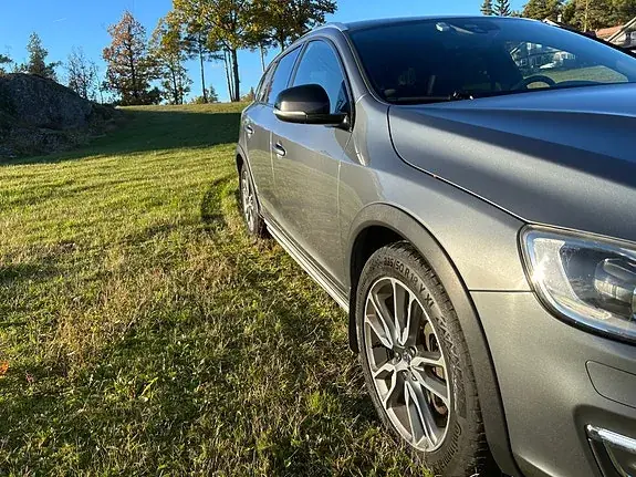 Volvo V60 Cross Country 2016 photo 3