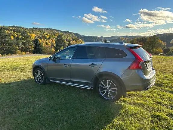 Volvo V60 Cross Country 2016 photo 5