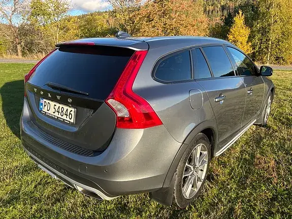 Volvo V60 Cross Country 2016 photo 4