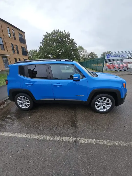 Jeep Renegade 2015 photo 2