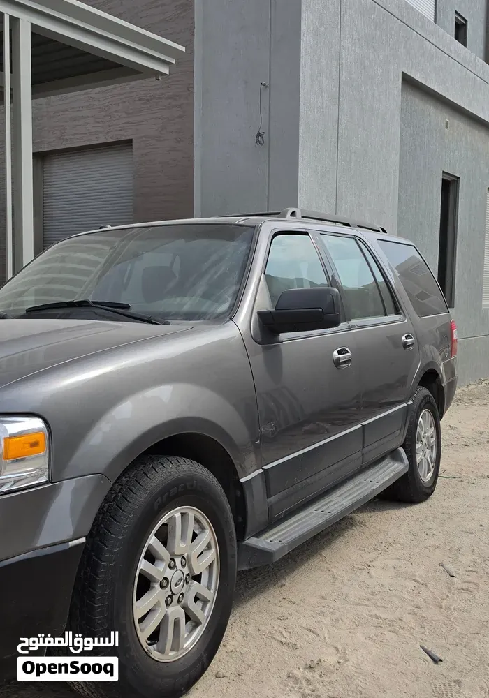 Ford Expedition 2011 photo 3