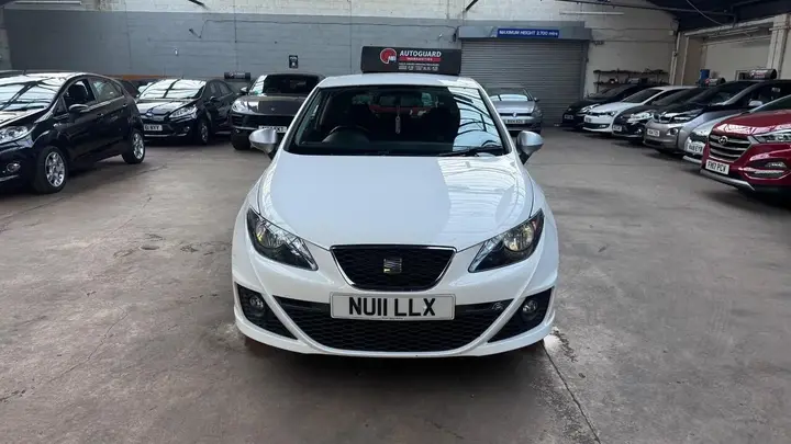 Seat Ibiza 2011 photo 4