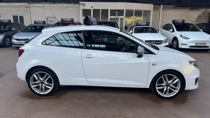 Seat Ibiza 2011 photo 5