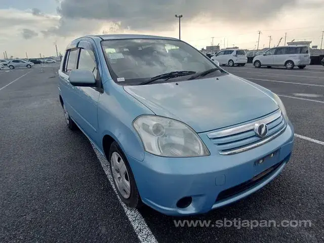 Toyota Raum