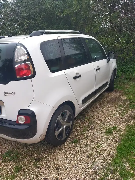 Citroen C3 Picasso 2017 photo 2