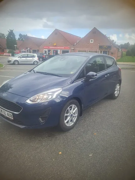Ford Fiesta 2018 photo 2
