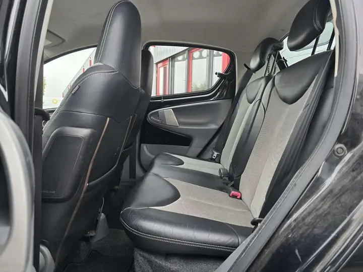 Toyota Aygo 2010 photo 5
