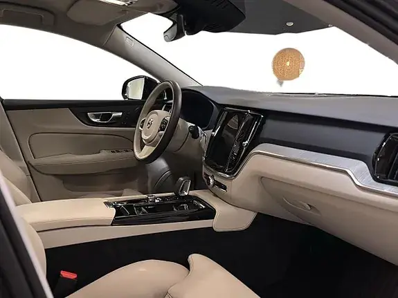 Volvo V60 2025 photo 5