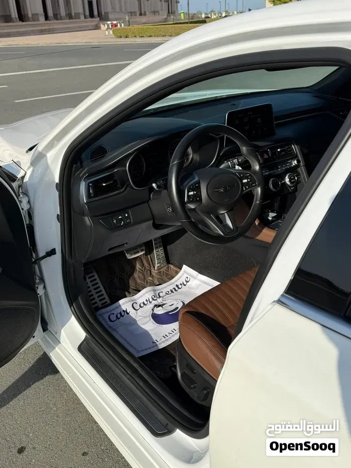 Genesis G70 2020 photo 2