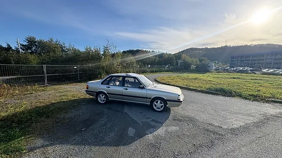 Audi 90 1985 photo 3
