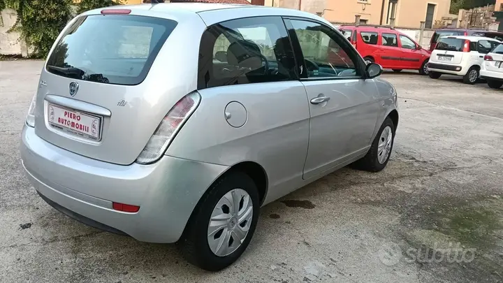 Lancia Ypsilon 2008 photo 4