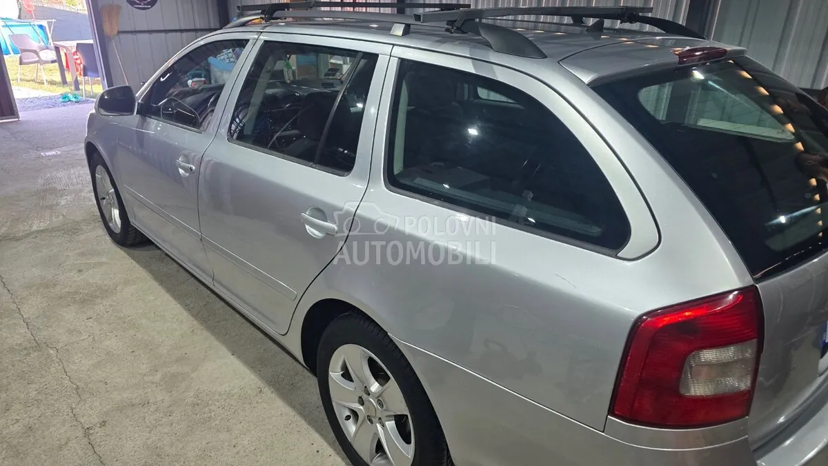 Skoda Octavia 2009 photo 3