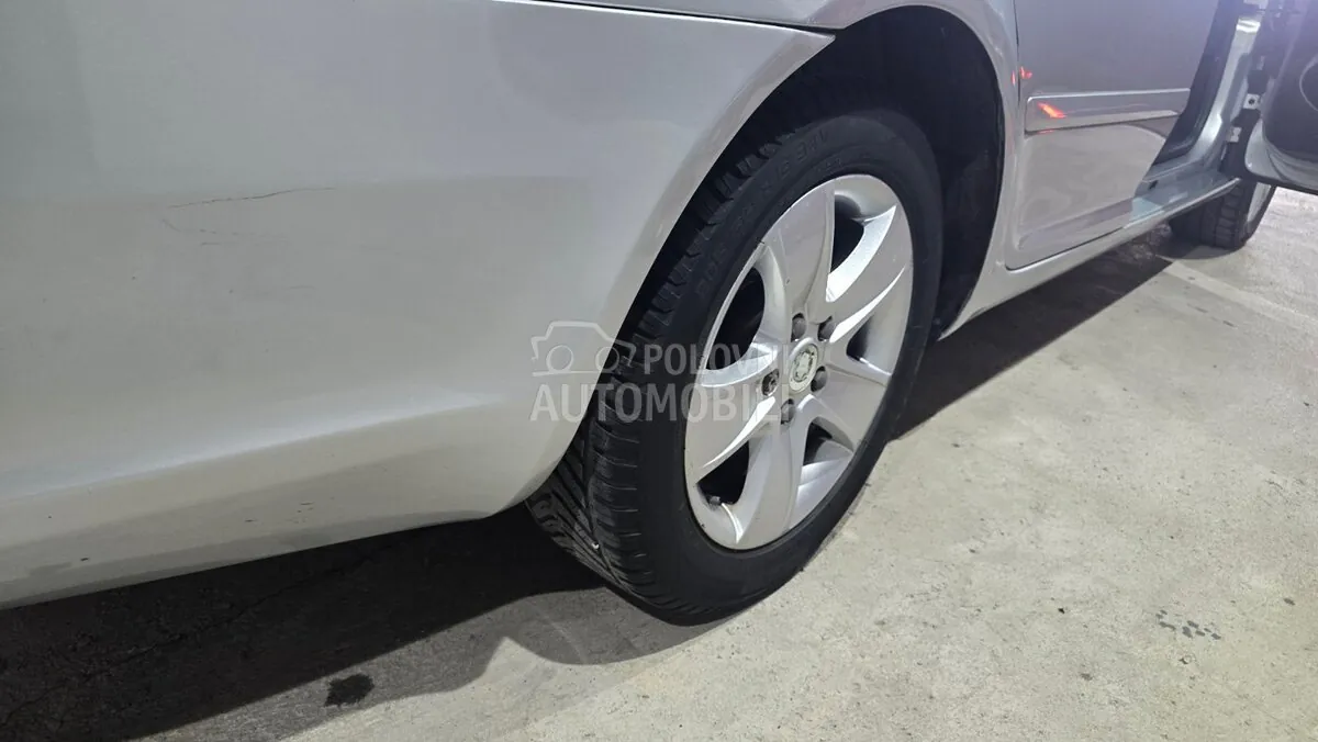 Skoda Octavia 2009 photo 5