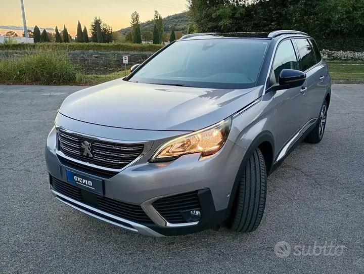 Peugeot 5008 2018 photo 4