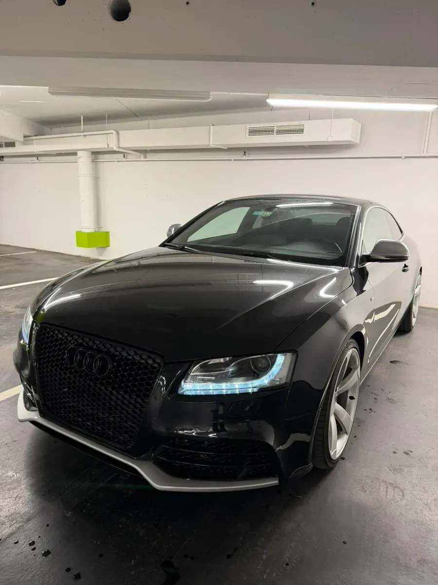 Audi A5 2009 photo 3