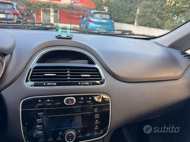 Fiat Punto 2017 photo 5