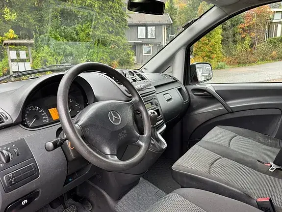 Mercedes-Benz Vito 116 2012 photo 5