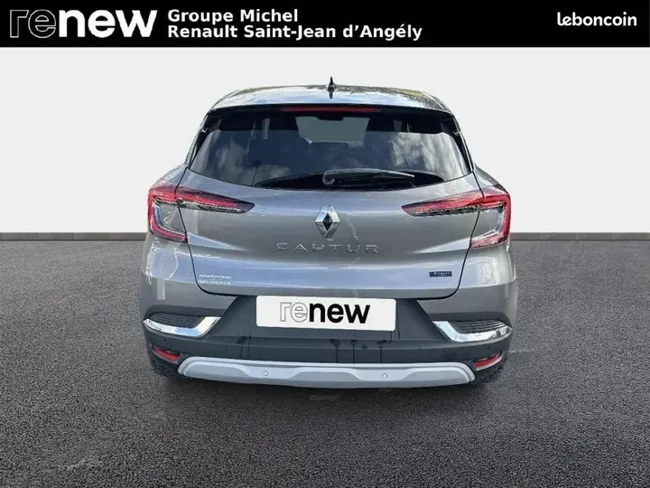 Renault Captur 2023 photo 5