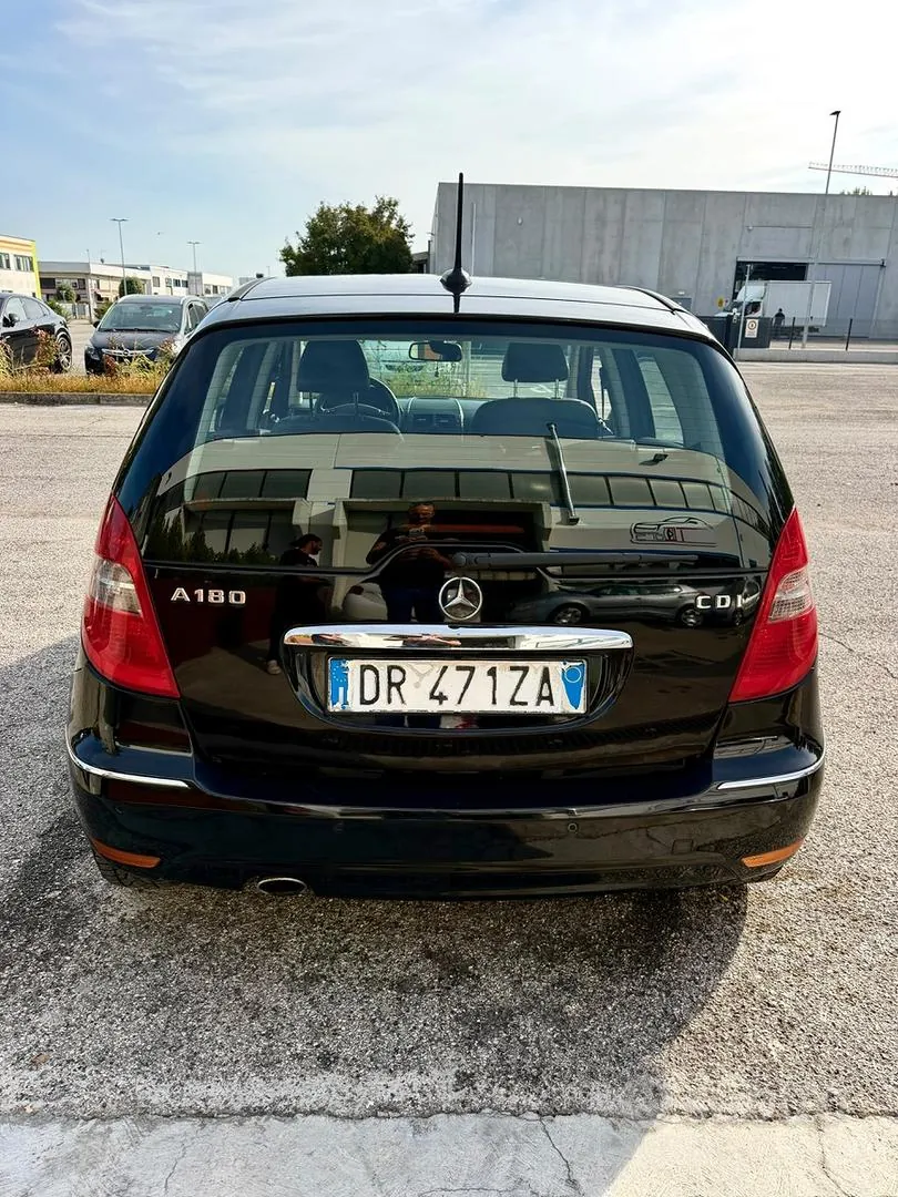Mercedes-Benz A-Class 2008 photo 2