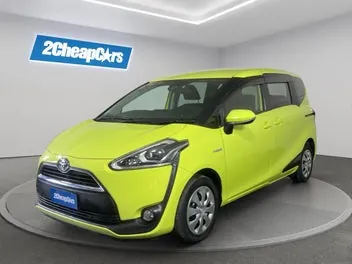 Toyota Sienta 2017 photo 2