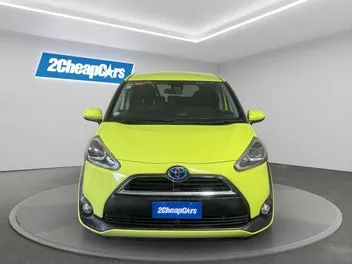 Toyota Sienta 2017 photo 3