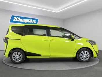 Toyota Sienta 2017 photo 5