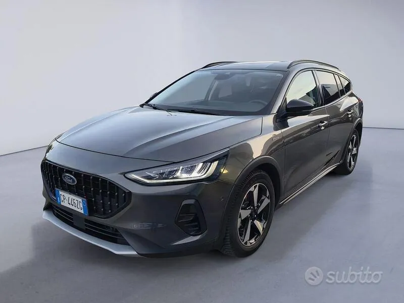 Ford Focus 2023 photo 3
