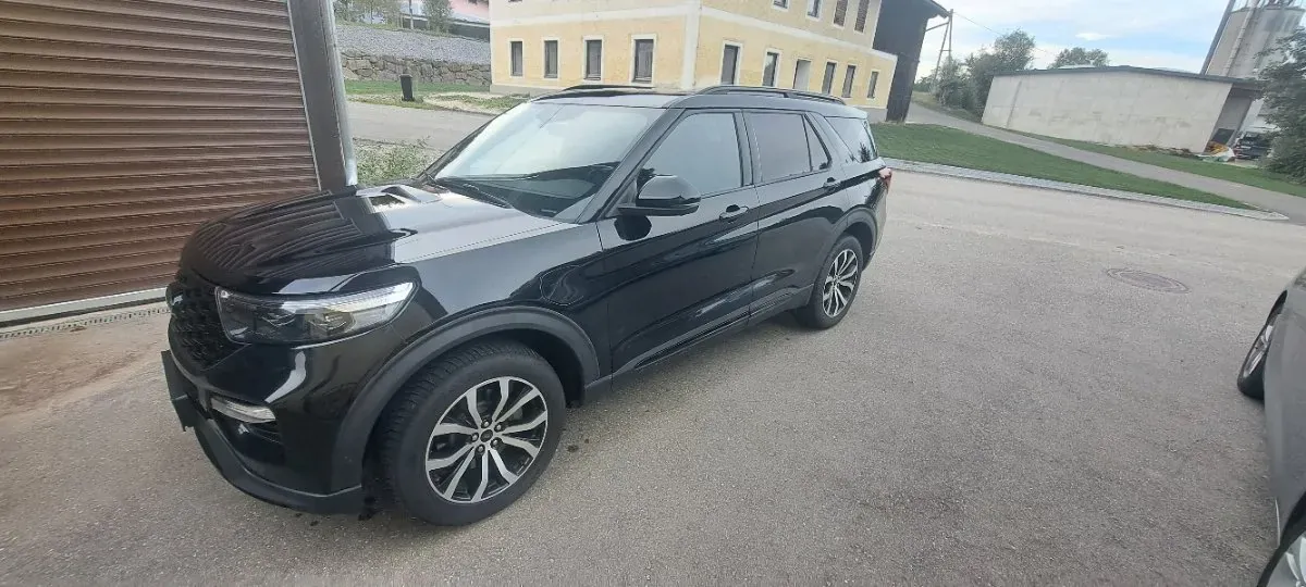 Ford Explorer 2020 photo 2