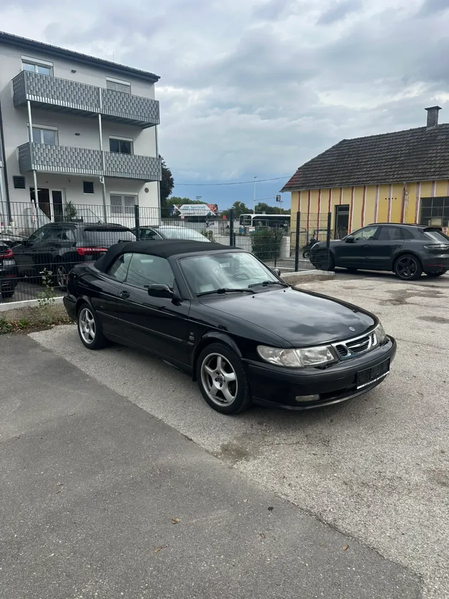 Saab 9-3 2000 photo 2