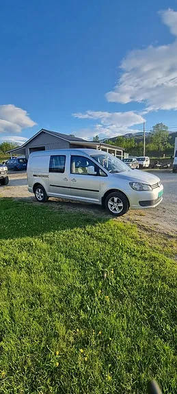 Volkswagen Caddy Maxi 2012 photo 3