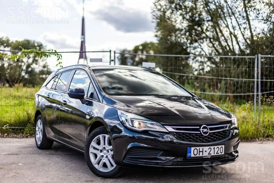 Opel Astra 2016 photo 2