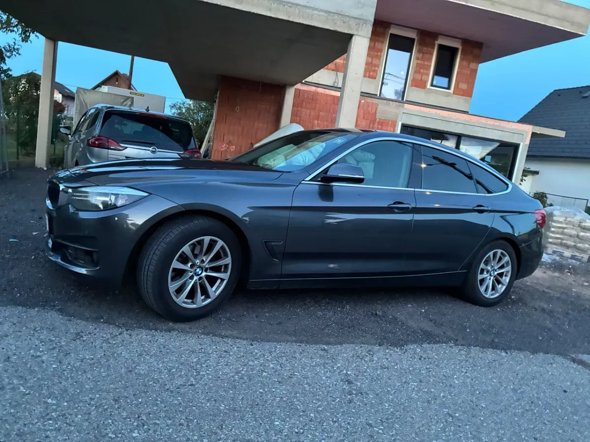 BMW 3 Series Gran Turismo 2016 photo 2