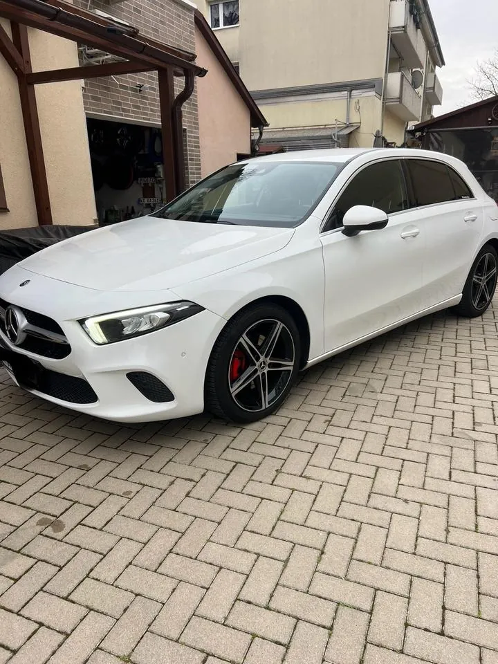 Mercedes-Benz A200 D