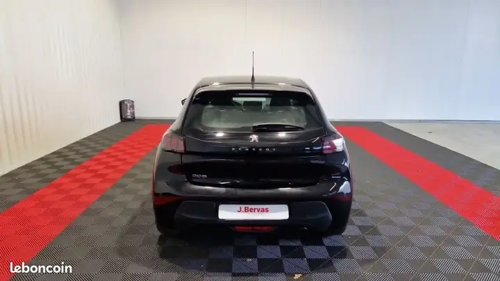 Peugeot 208 2023 photo 5