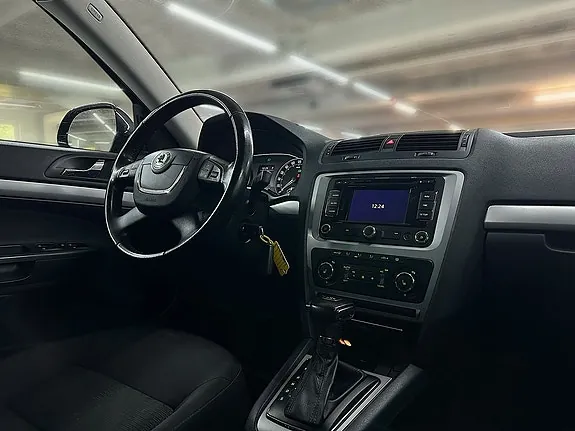 Skoda Octavia 2013 photo 5